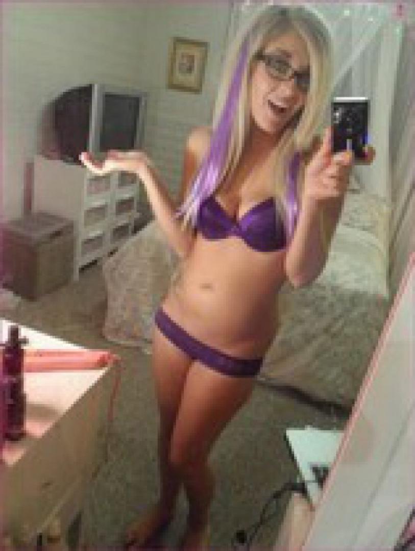 esther24 uit Zeeland,Nederland